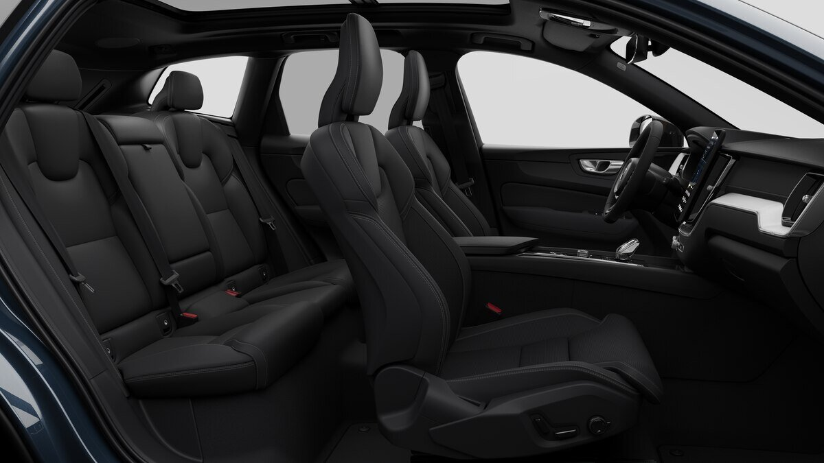 VOLVO XC60 2.0 B5 MH Black Edition AWD