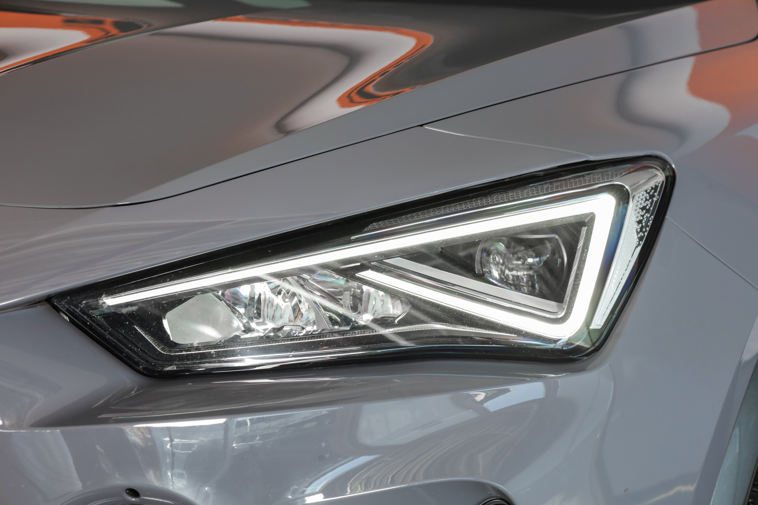 CUPRA Formentor 2.0TSI VZ 4Drive DSG * Graphene Grey * Cupra Seats