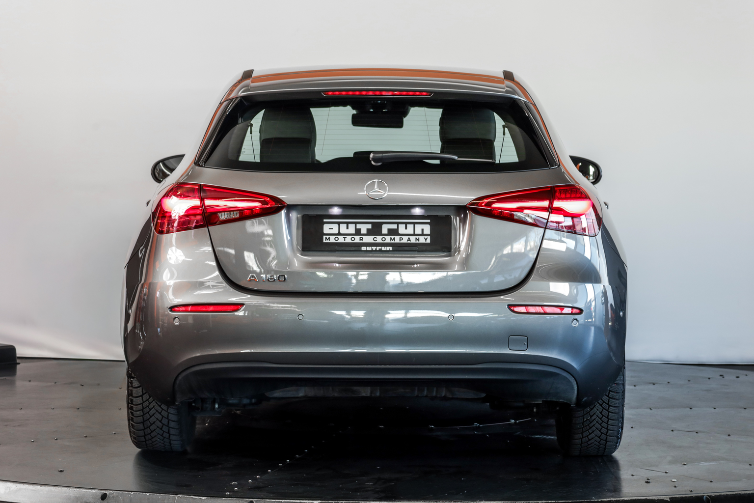MERCEDES-BENZ A 180 7G-DCT