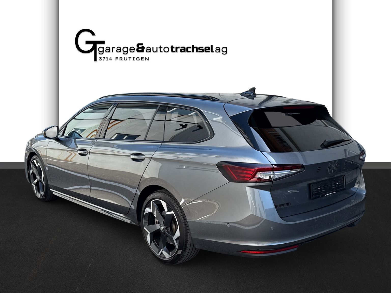 SKODA Superb Combi 2.0 TSI Sportline 4x4 DSG