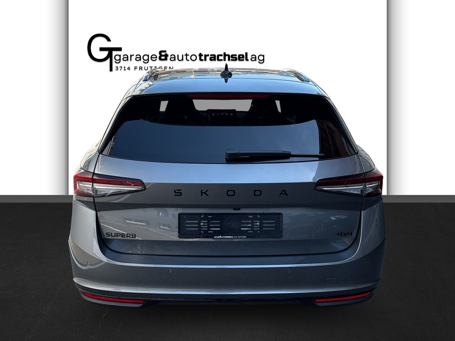 SKODA Superb Combi 2.0 TSI Sportline 4x4 DSG