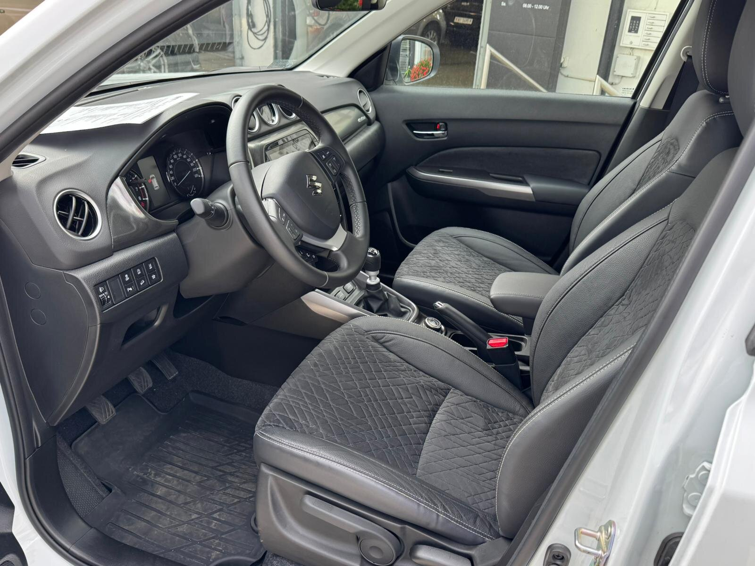 SUZUKI Vitara 1.4 T Compact+ Hybrid 4x4