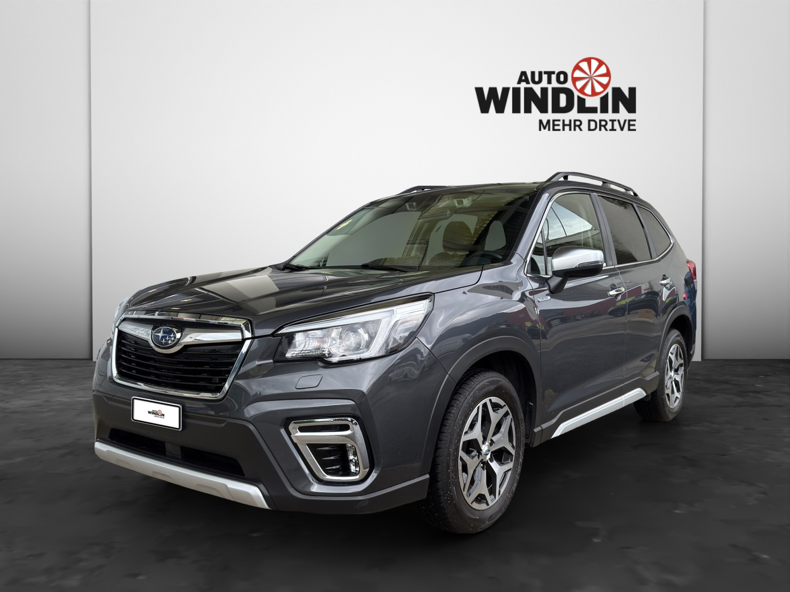 SUBARU Forester Station 2.0i e-Boxer Swiss Plus