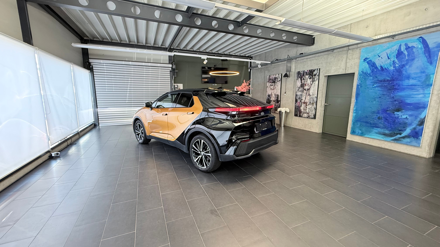 Vehicle Image