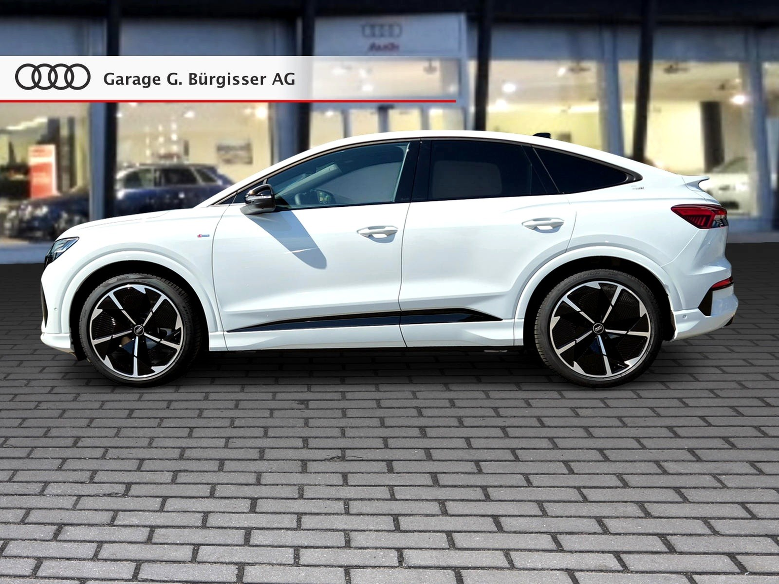 AUDI Q4 Sportback e-tron quattro performance Edition Swiss Ski Gletscherweiss Metallic