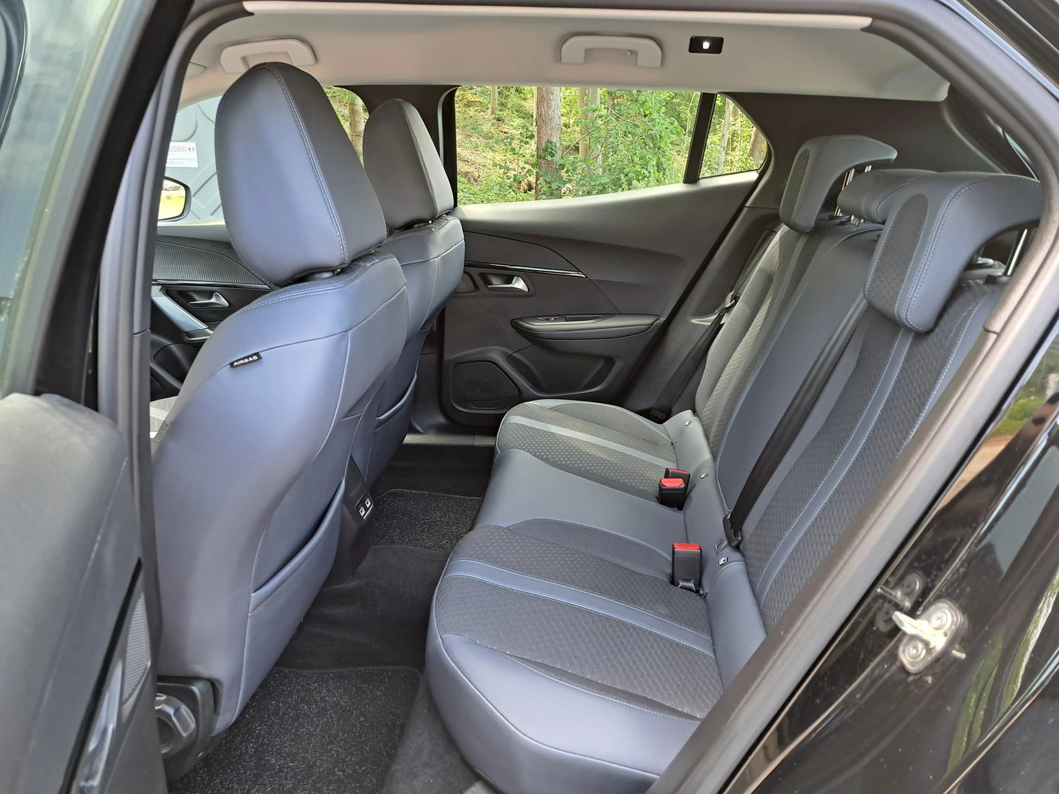 PEUGEOT 2008 e Allure