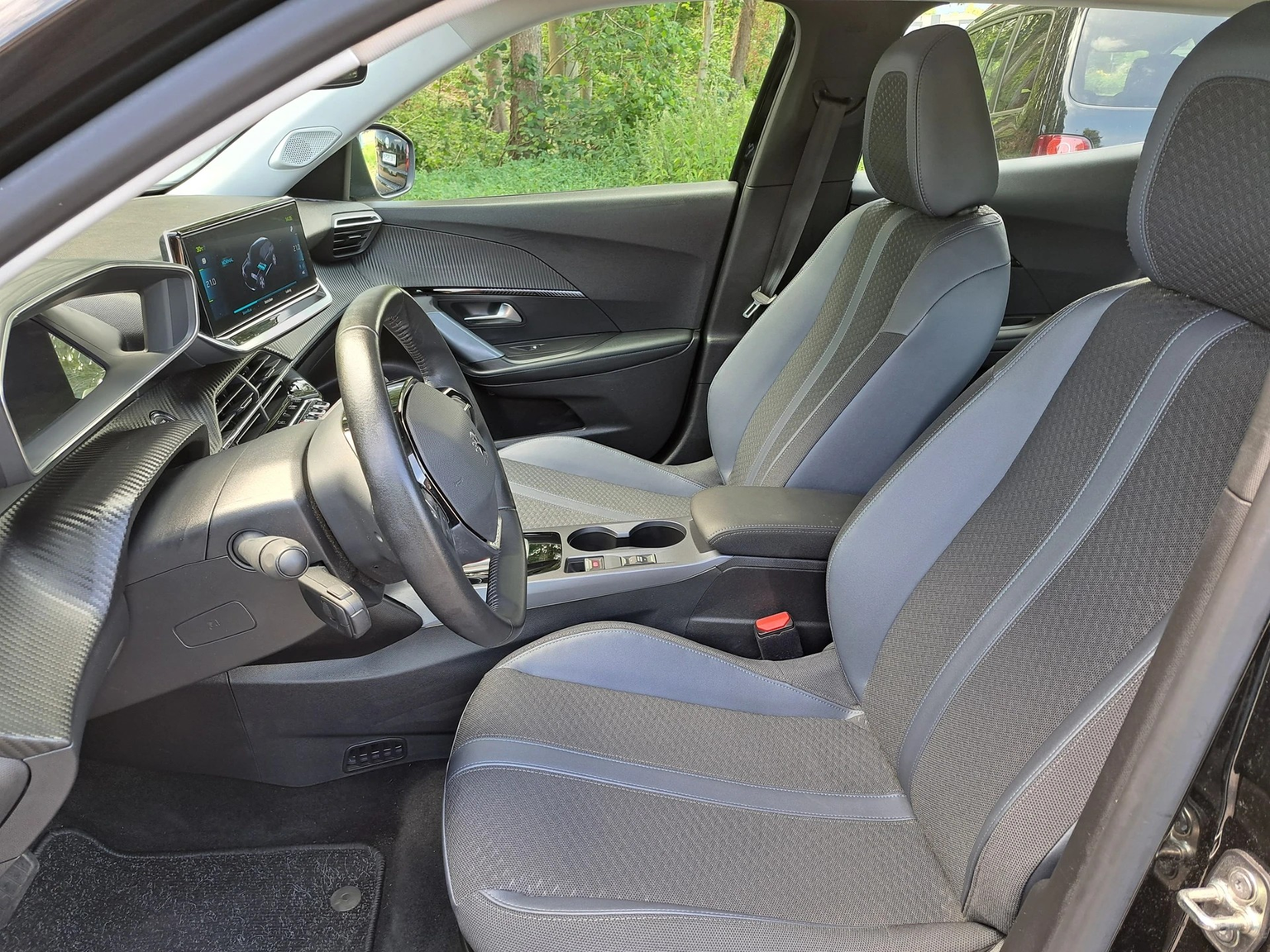PEUGEOT 2008 e Allure