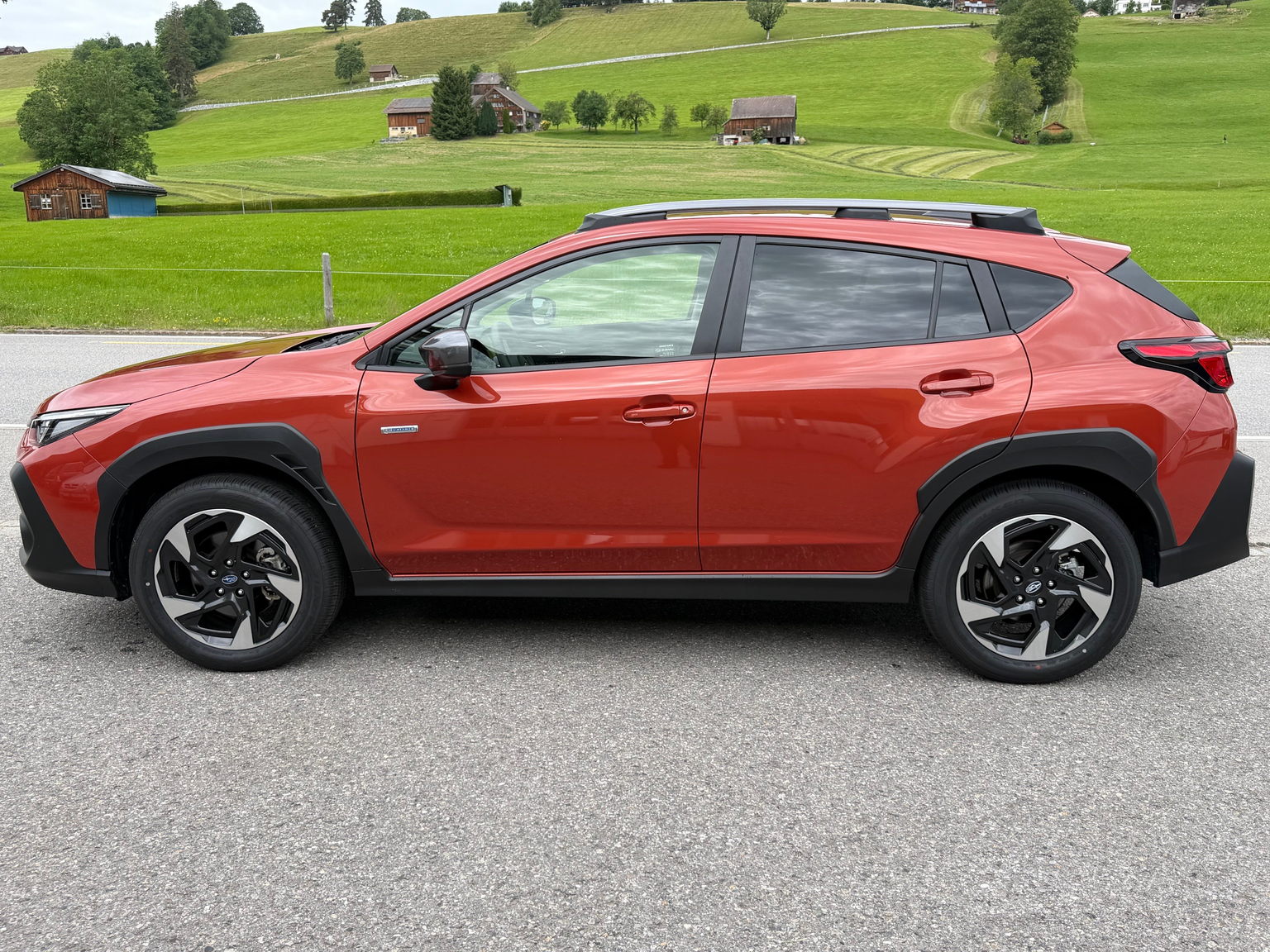 SUBARU Crosstrek 2.0 e-Boxer Swiss Plus AWD Lineartronic