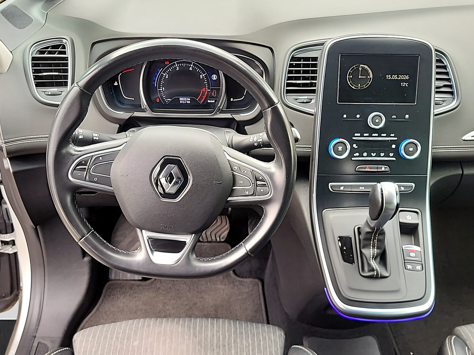 RENAULT Scénic
