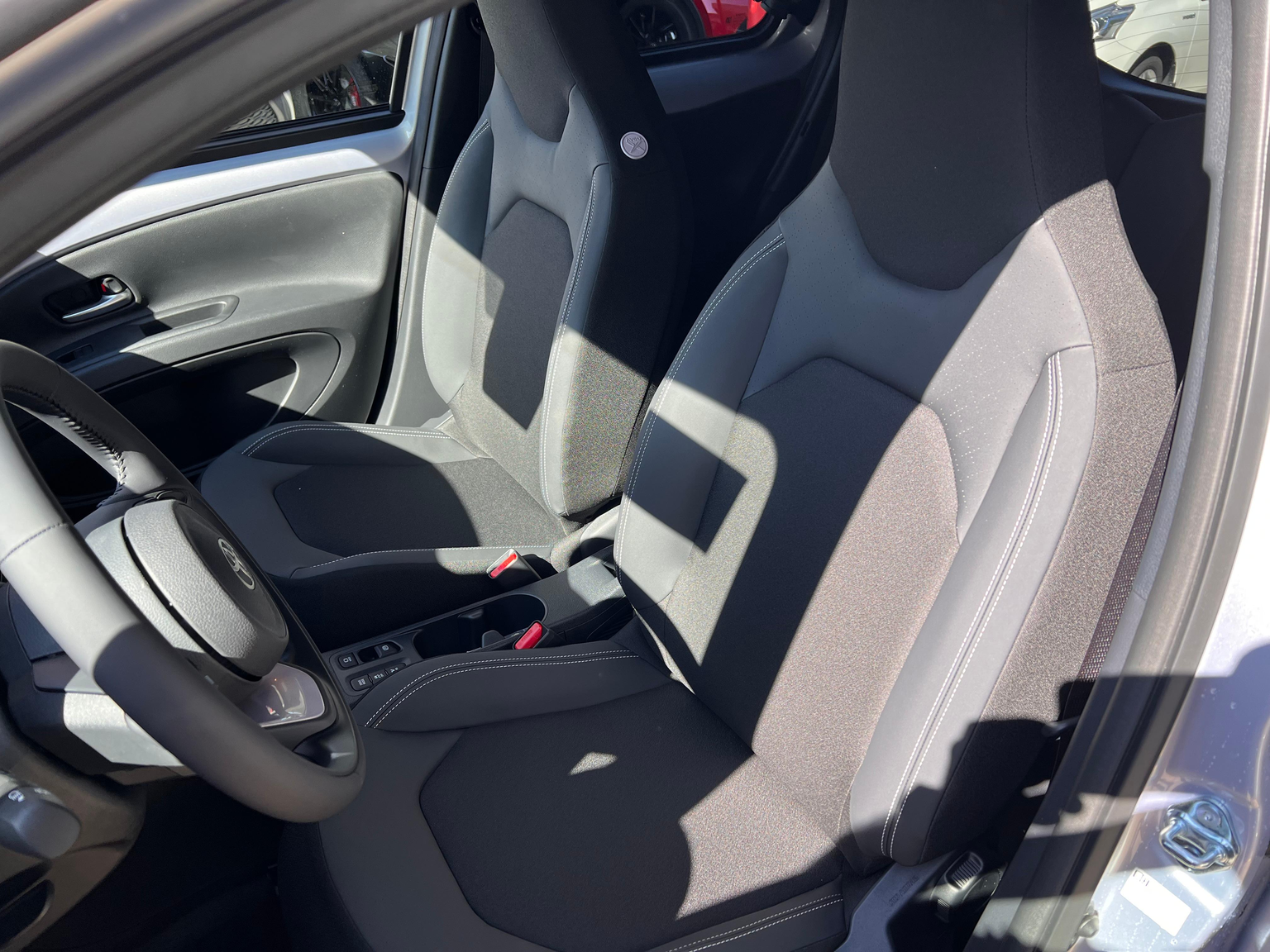 TOYOTA Aygo X 1.5 VVT-i HSD Style