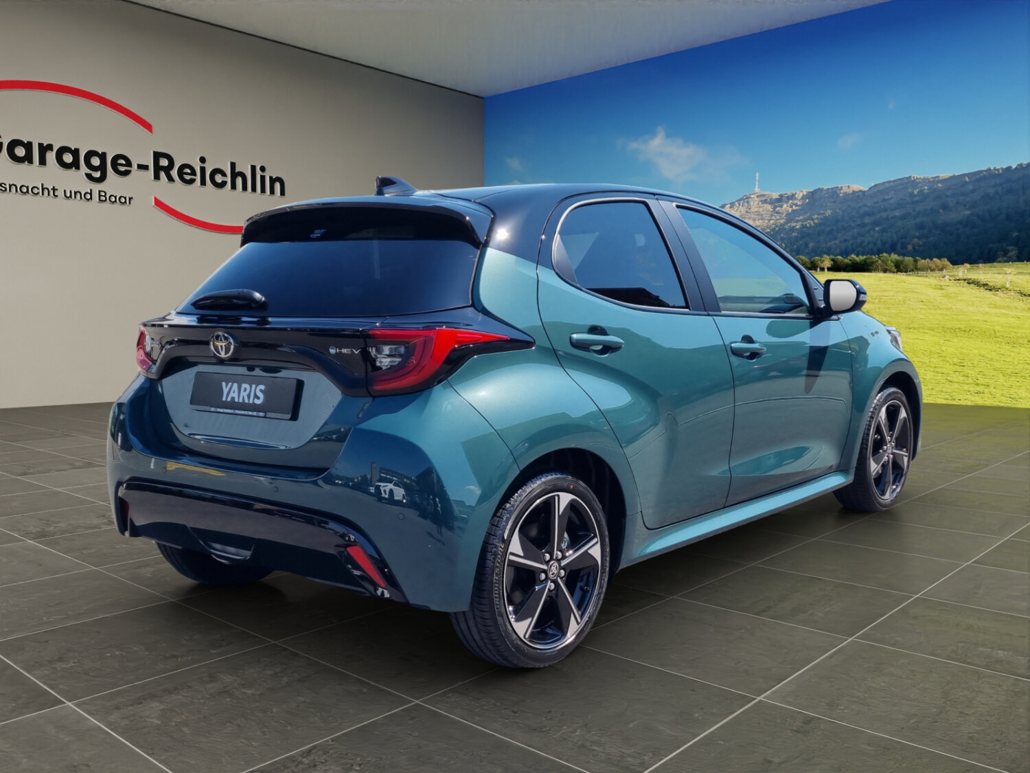TOYOTA Yaris 1.5 VVT-i HSD Premium