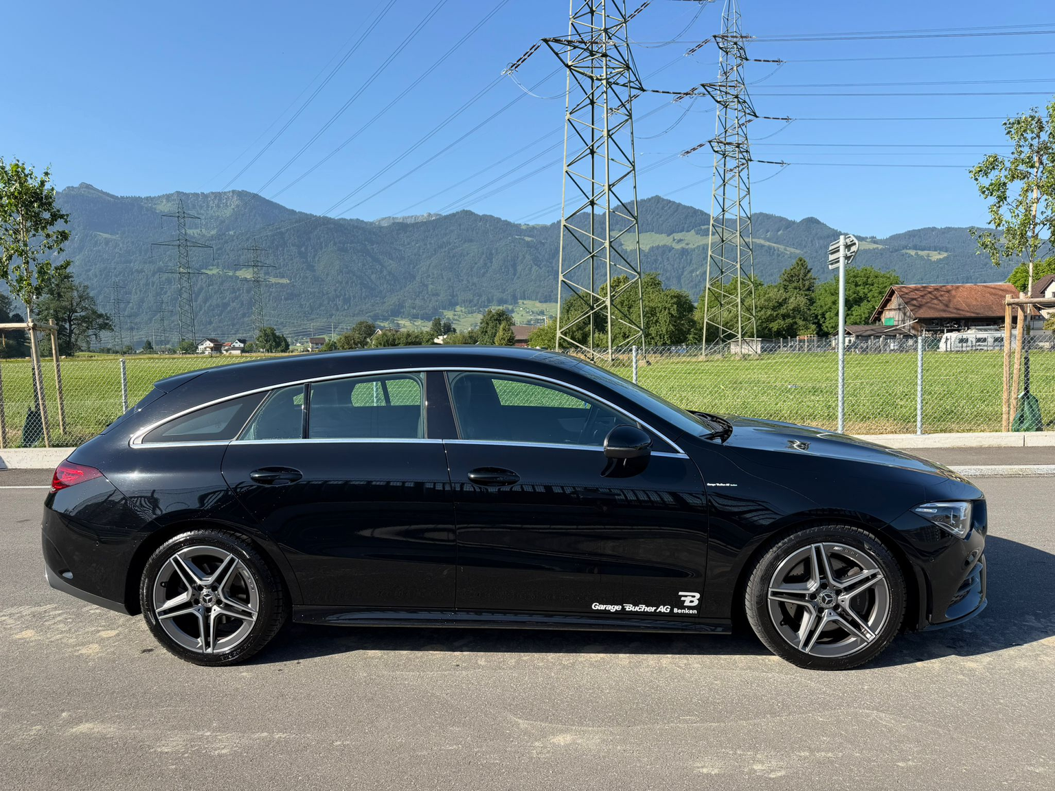 MERCEDES-BENZ CLA Shooting Brake 200 d AMG Line 8G-DCT