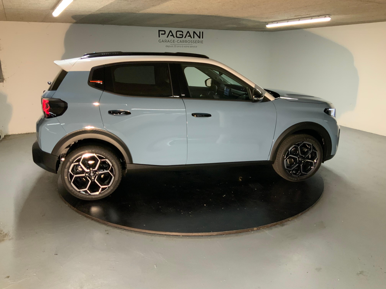 Vehicle Image