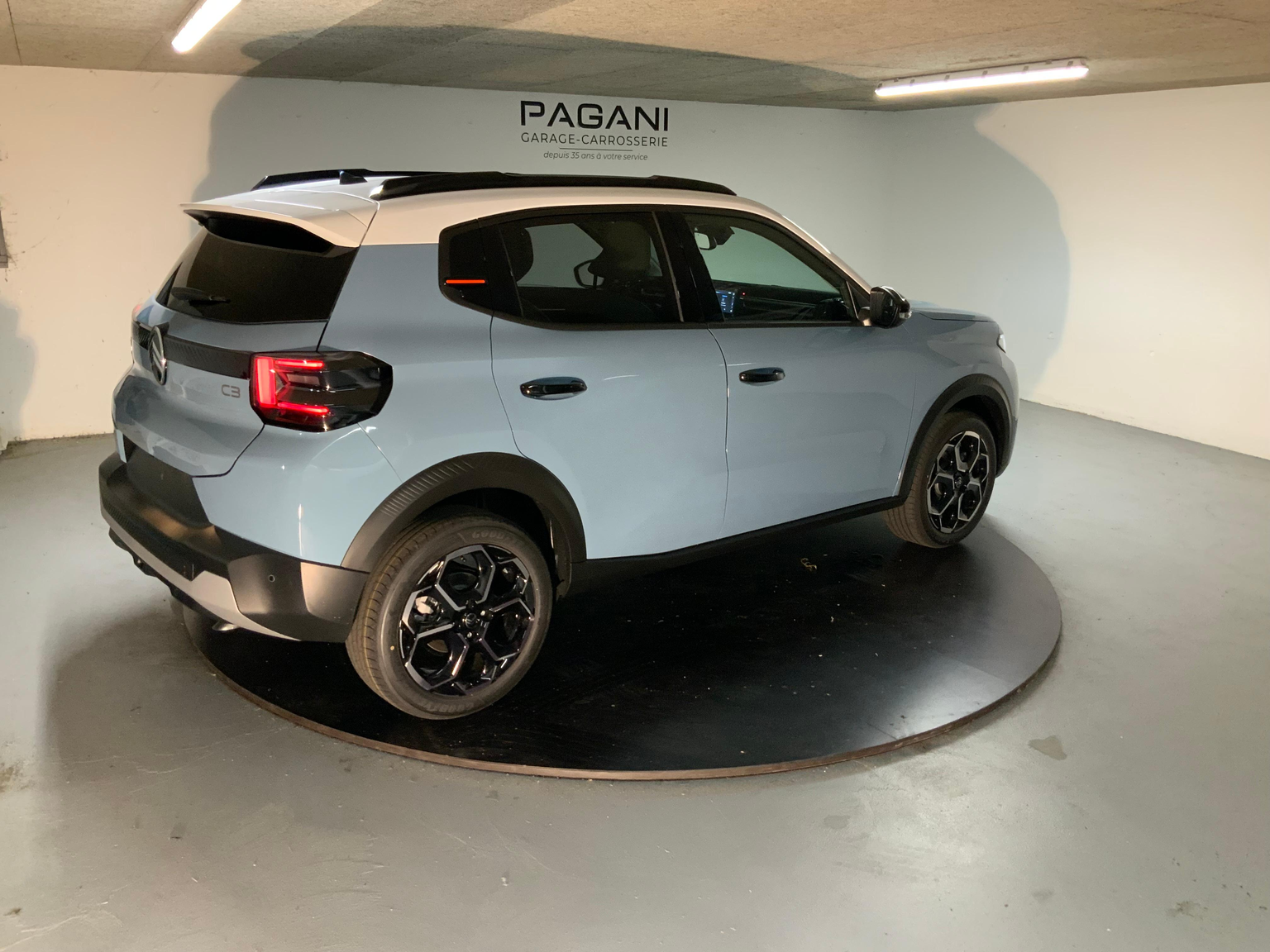 Vehicle Image