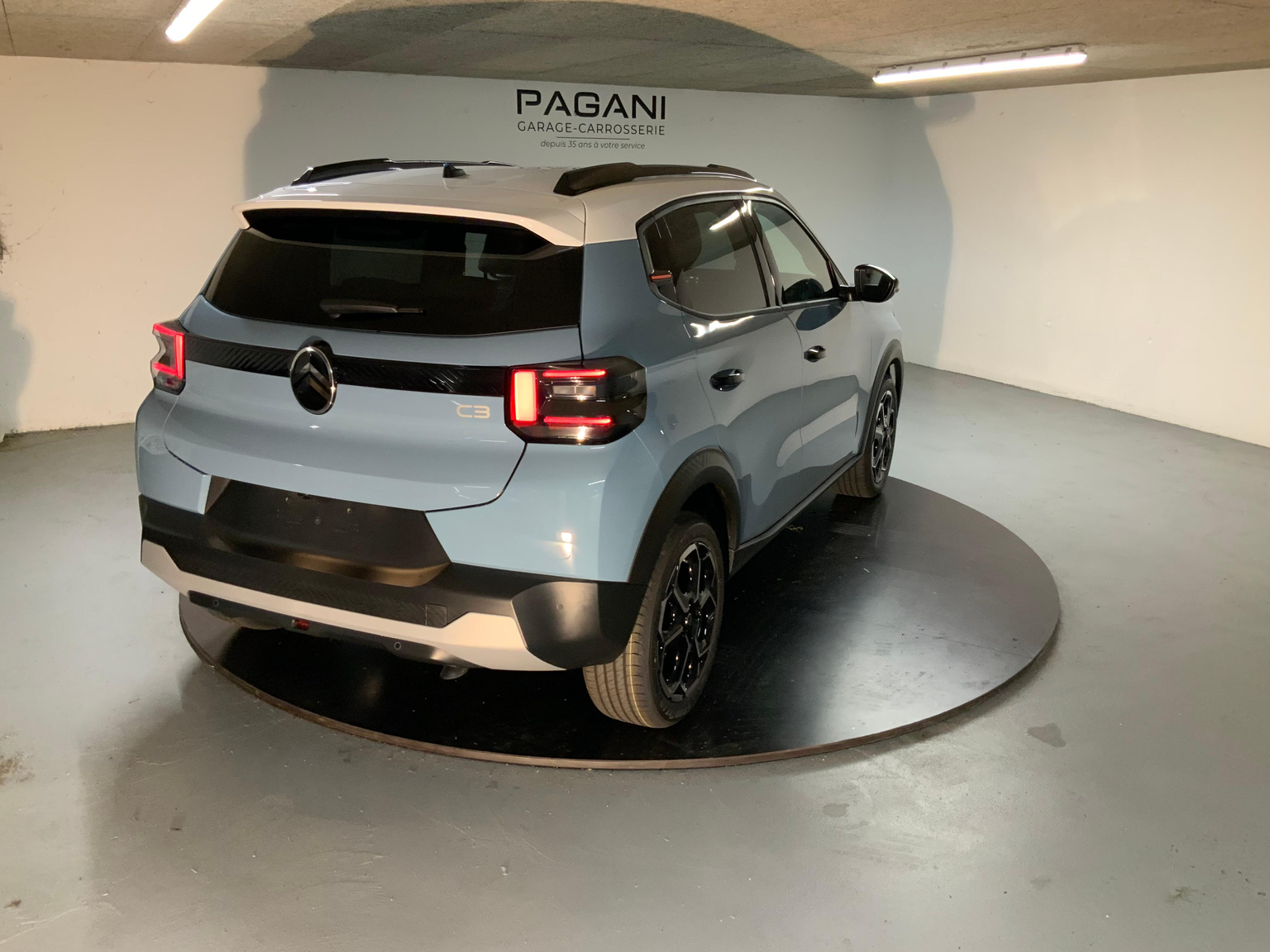 Vehicle Image