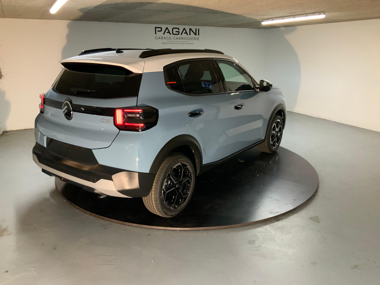 Vehicle Image