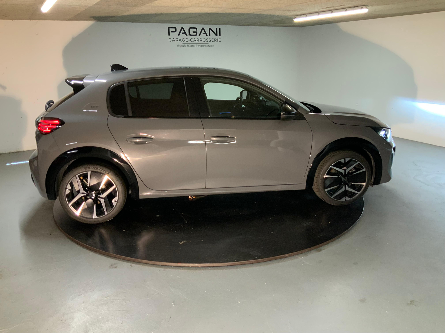 Vehicle Image