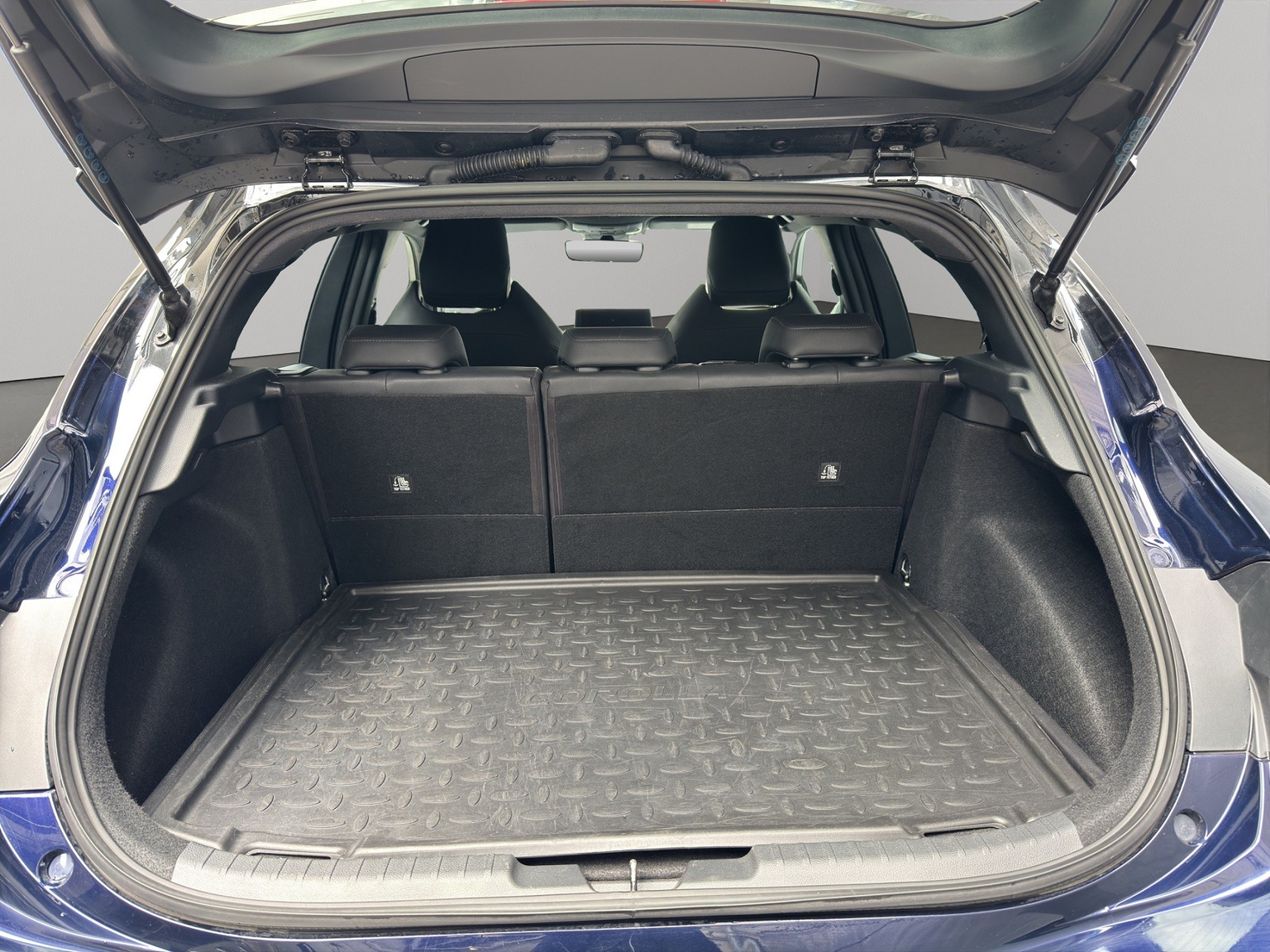 TOYOTA Corolla 2.0 HSD GR-S