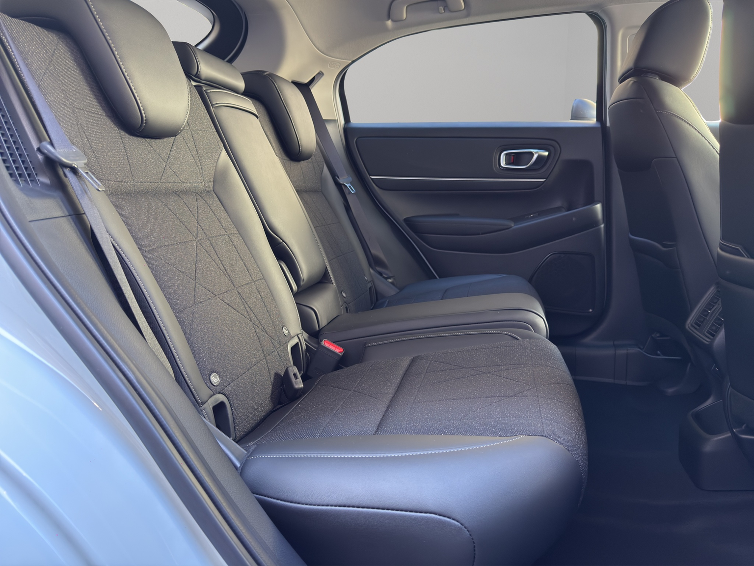 HONDA HR-V 1.5 i-MMD Advance