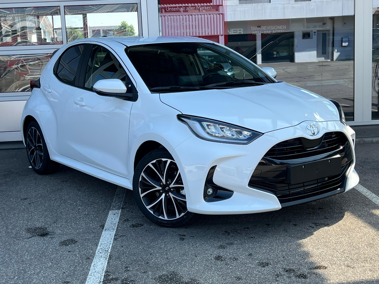 Vehicle Image