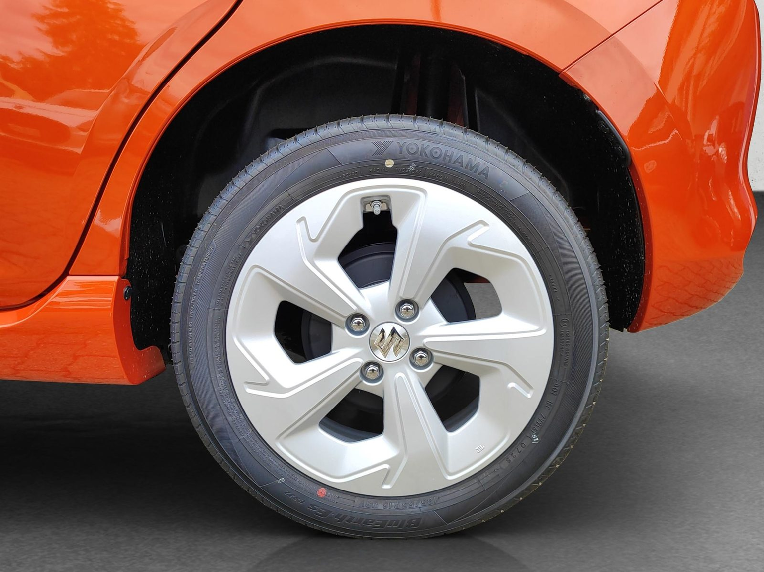 SUZUKI Swift 1.2 Tradizio Hybrid 4x4