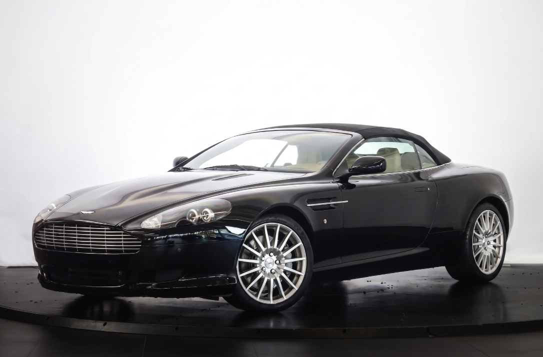 ASTON-MARTIN DB9
