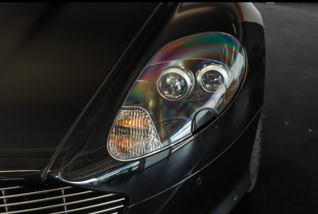 ASTON-MARTIN DB9
