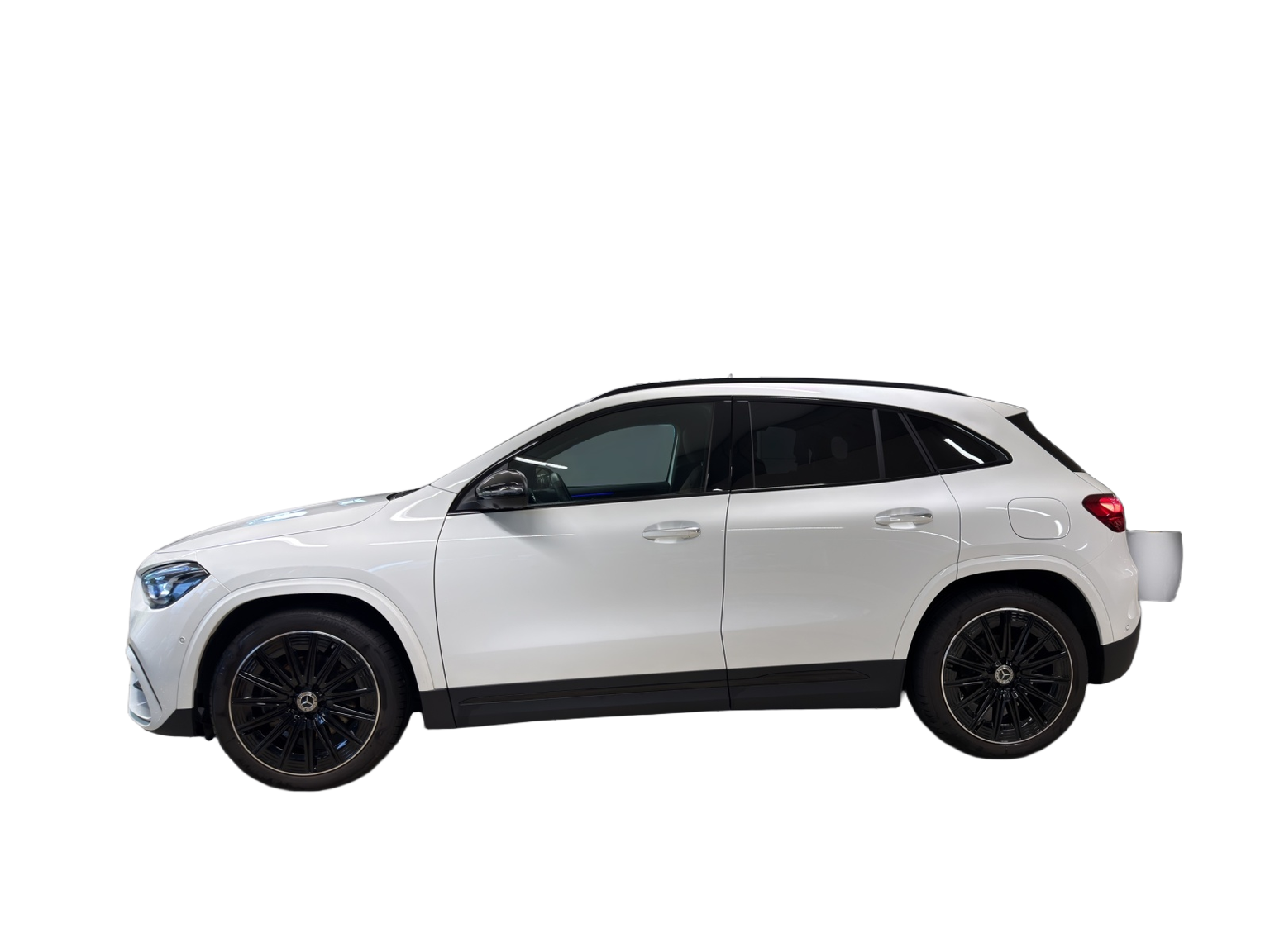 MERCEDES-BENZ GLA 200 7G-DCT