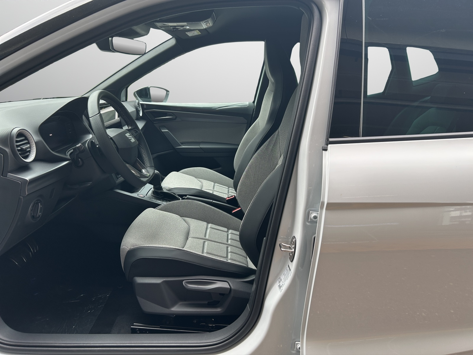 SEAT Arona 1.5 Eco TSI Move FR DSG