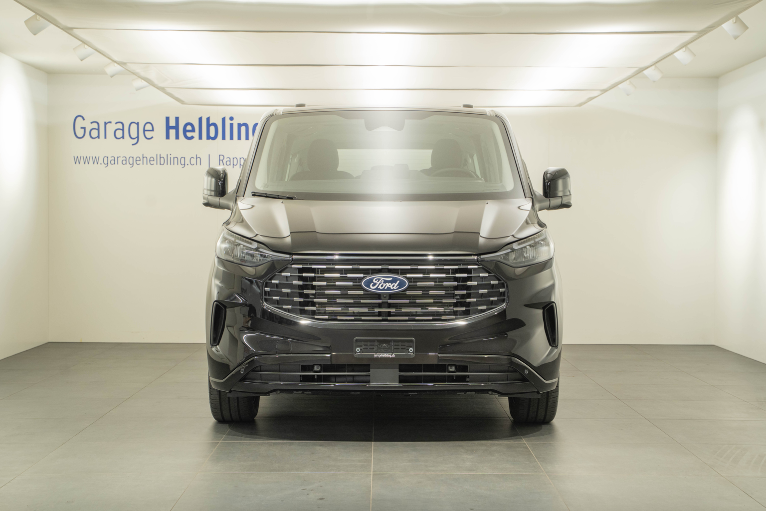 FORD Tourneo C Bus 320 L2 2.0 EcoBlue 170 Titanium 4x4