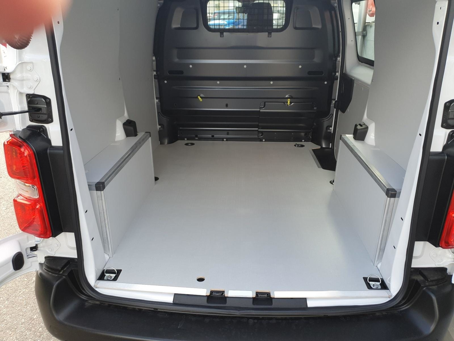 CITROEN e-Jumpy Kaw. XS 50 kWh Club