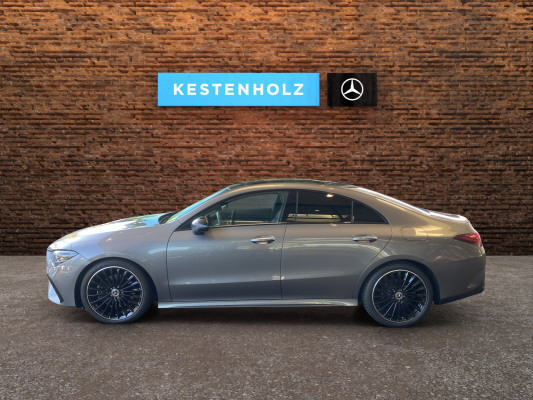 MERCEDES-BENZ CLA 220 4Matic 8G-DCT