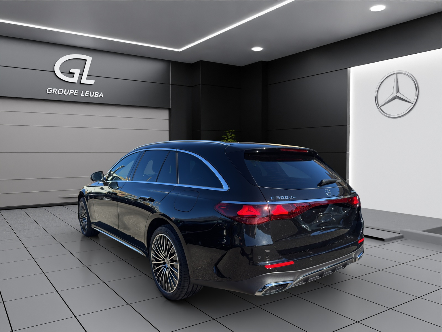 MERCEDES-BENZ E 300 de 4Matic EQ Hybrid 9G-Tronic