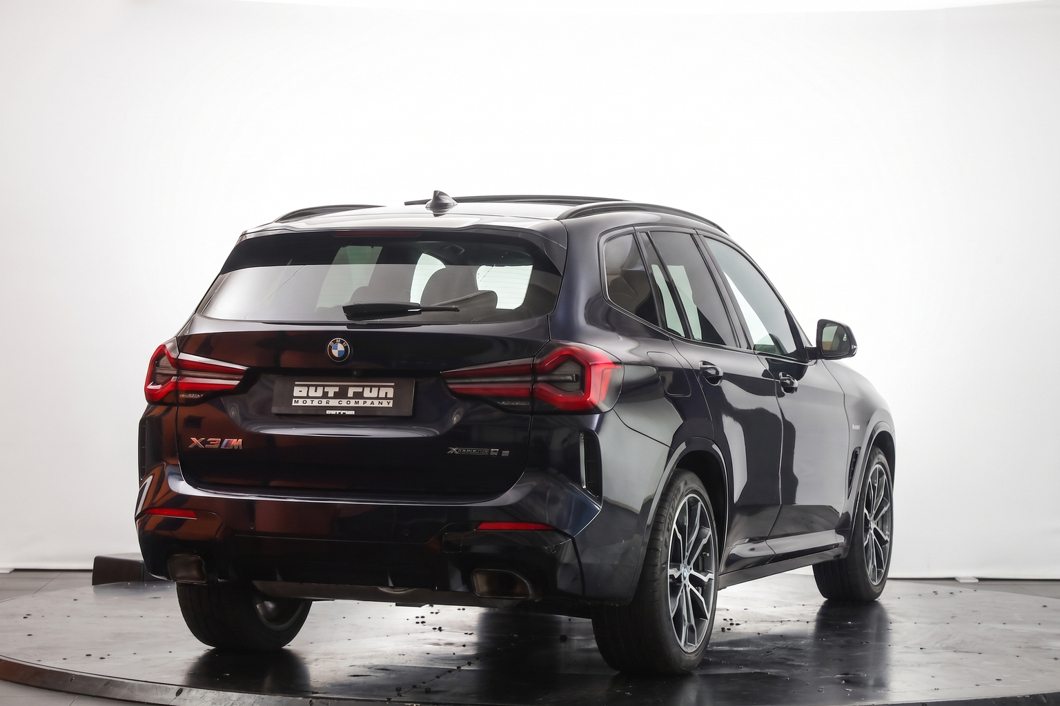 BMW X3 xDrive 30e M Sport Carbonschwarz * Attelage * Driving Assistant Pro