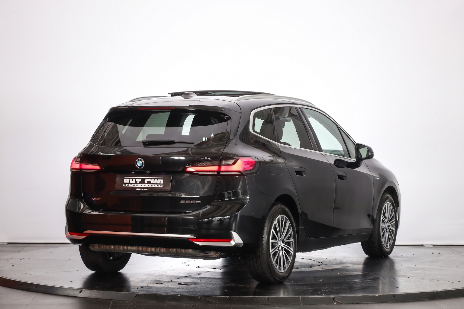 BMW 225e xDrive Active Tourer Luxury Line * Panoramaglass / Driving Assistant Pro / Pack innovation