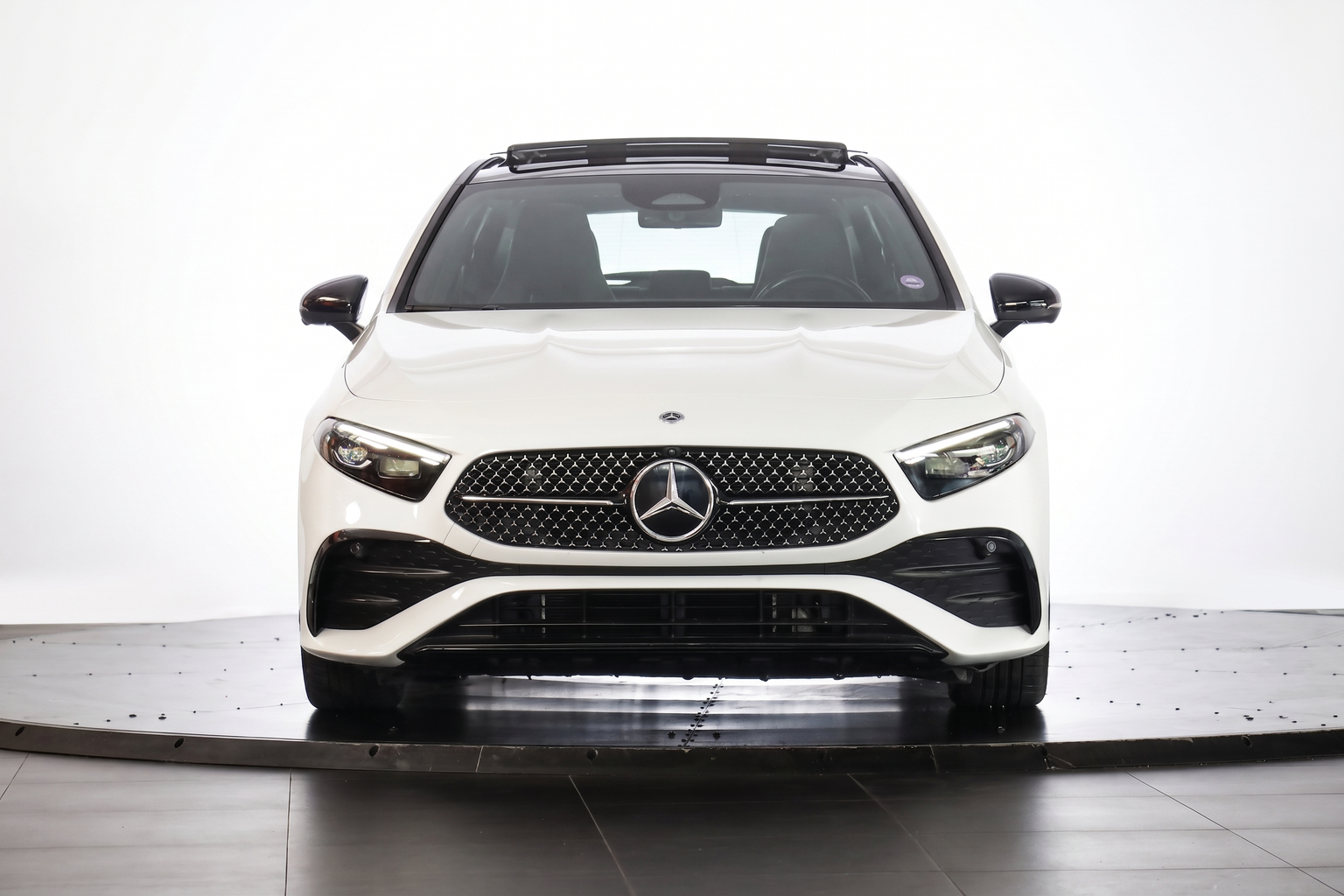 MERCEDES-BENZ A 180 7G-DCT