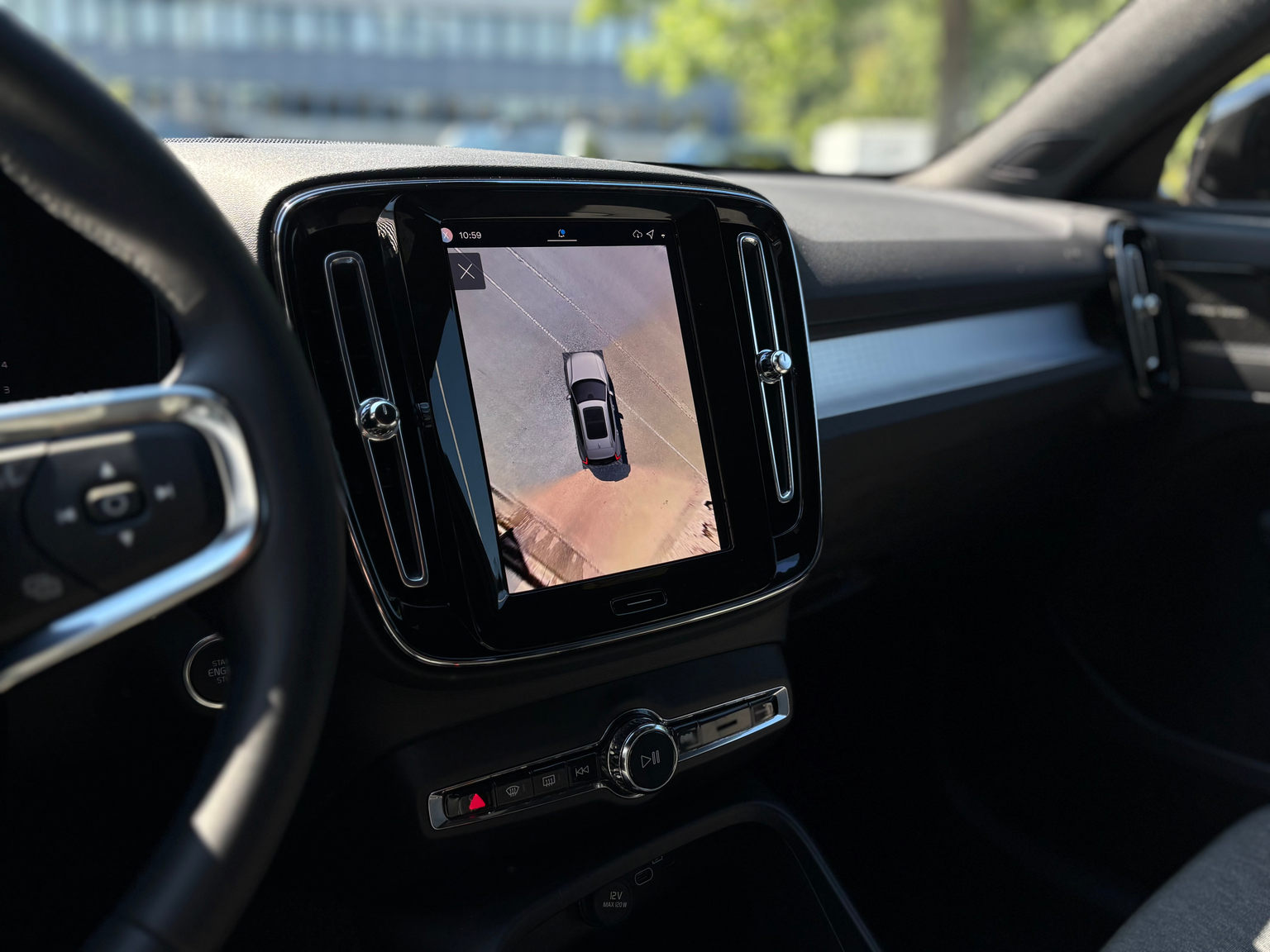 VOLVO XC40 2.0 B4 MH Plus Dark