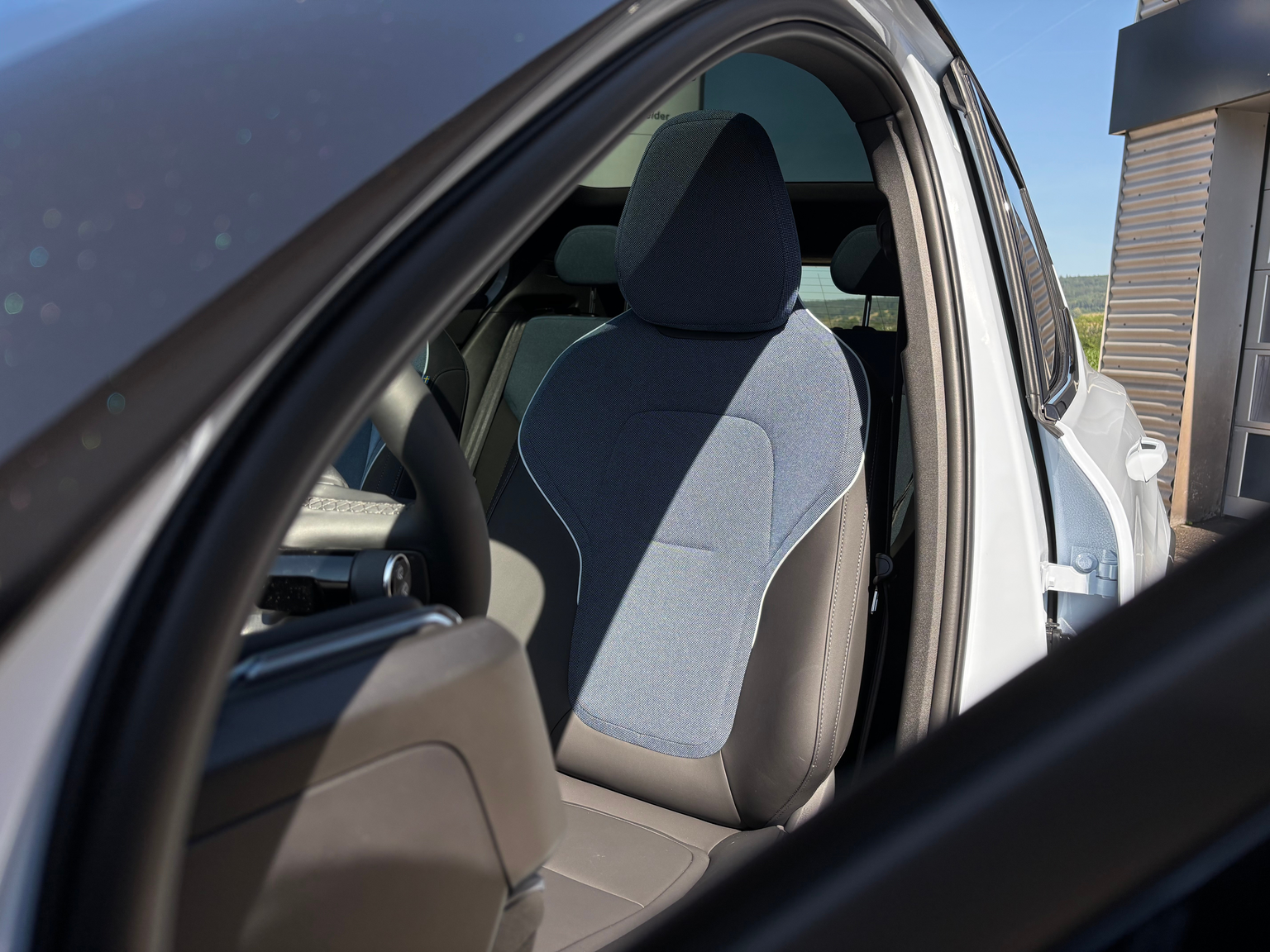 VOLVO EX30 CC E60 Twin Performance AWD