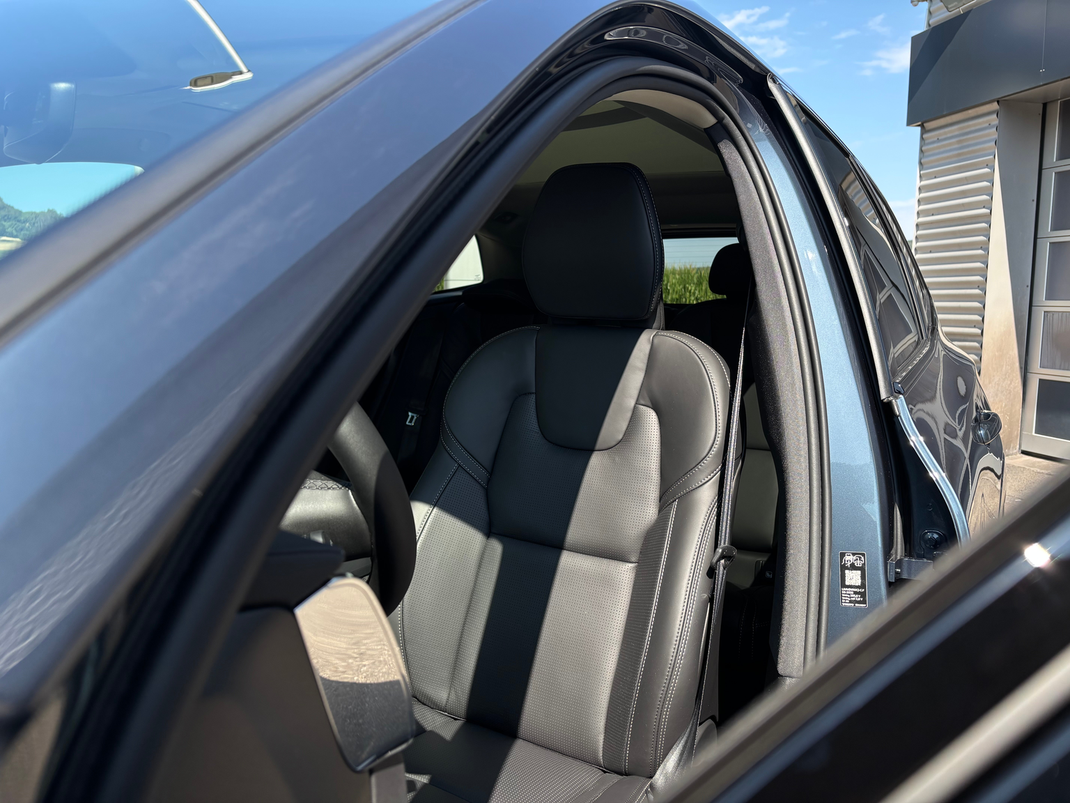 VOLVO XC60 2.0 T8 TE Ultra Dark eAWD