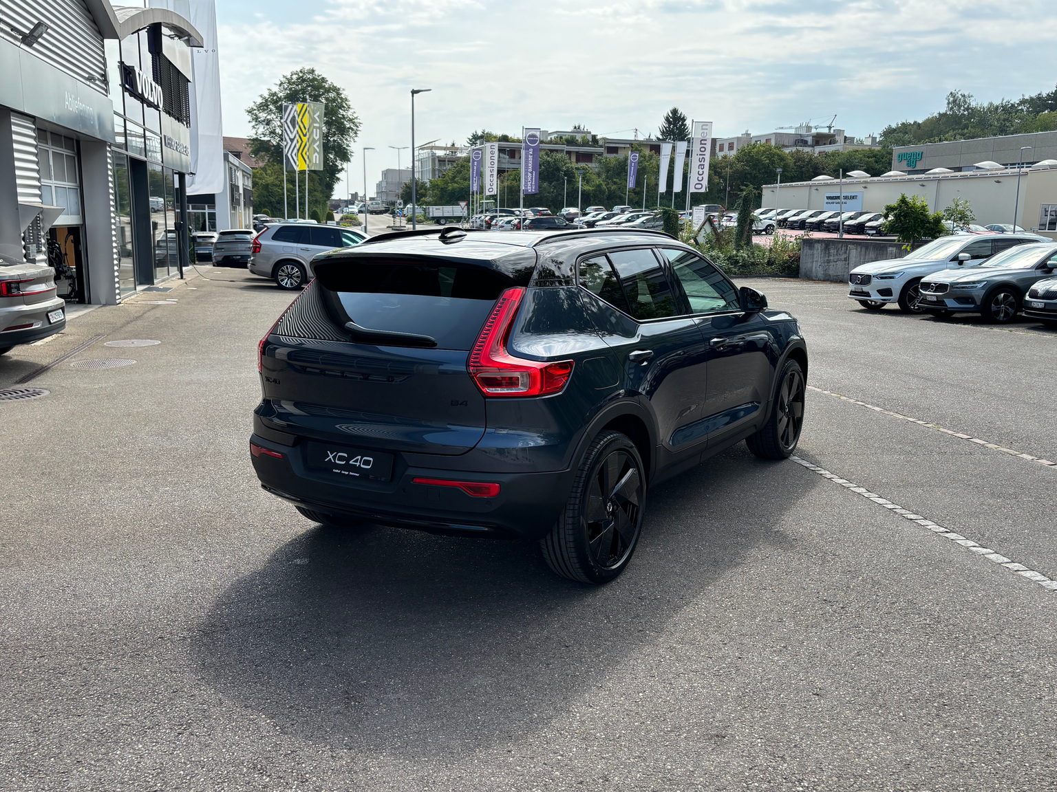 VOLVO XC40 2.0 B4 MH Black Edition
