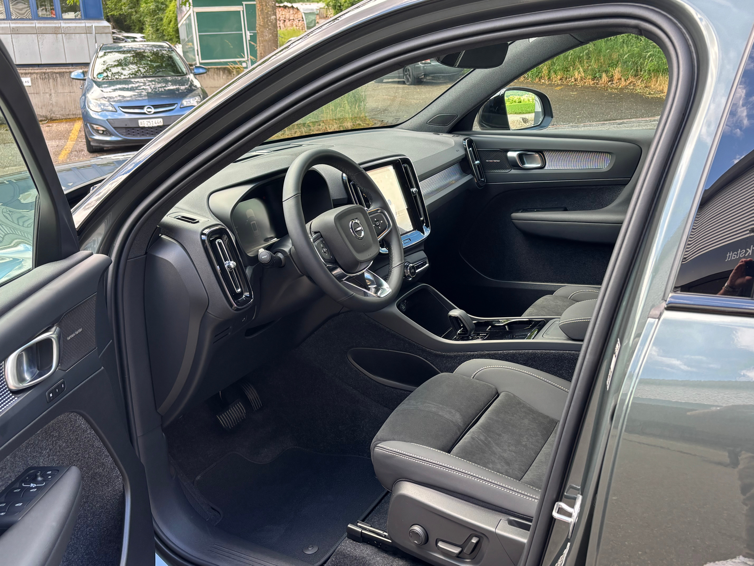 VOLVO EX40 Twin XCENTRIC Edition AWD
