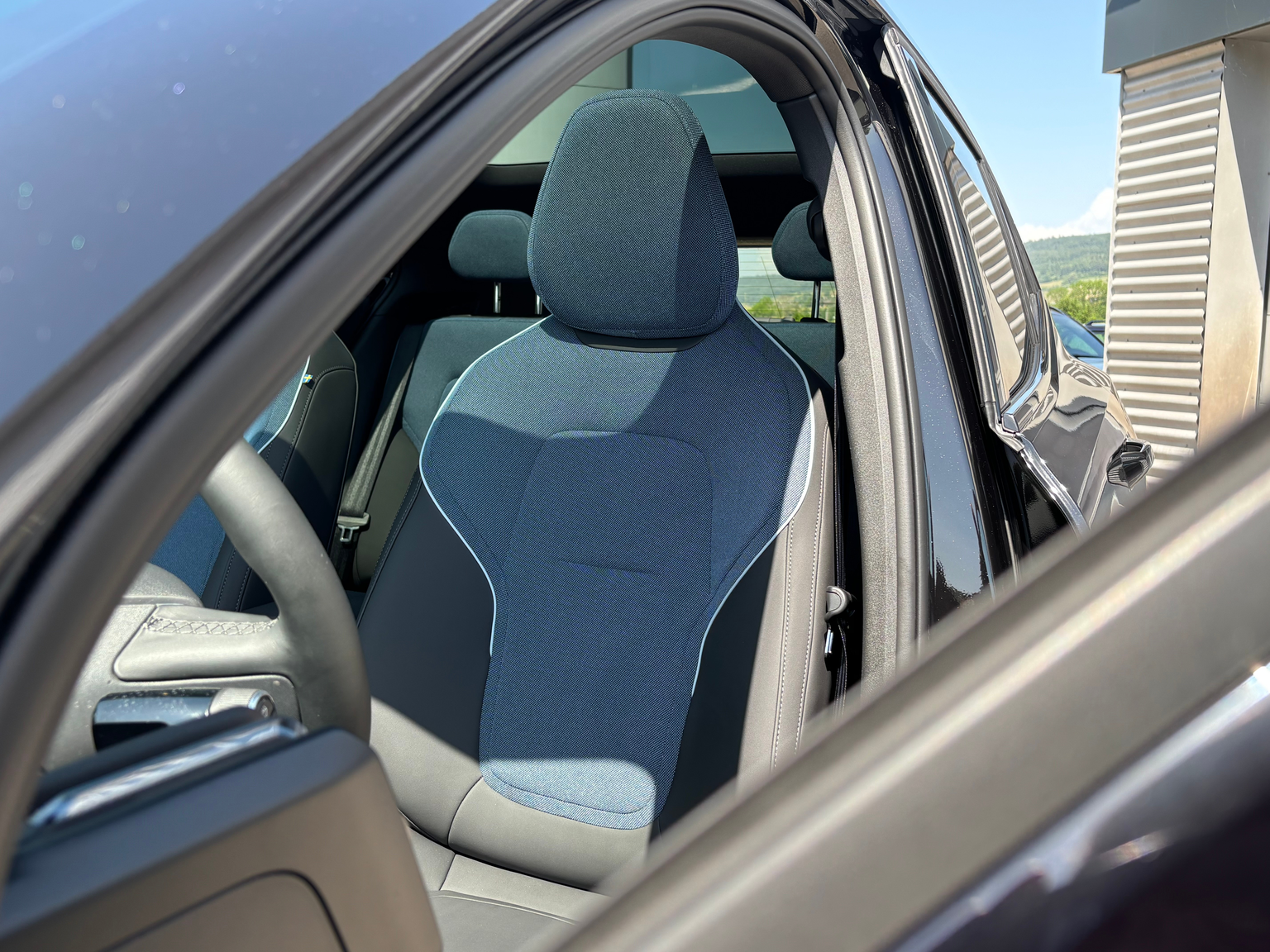 VOLVO EX30 E60 Ultra