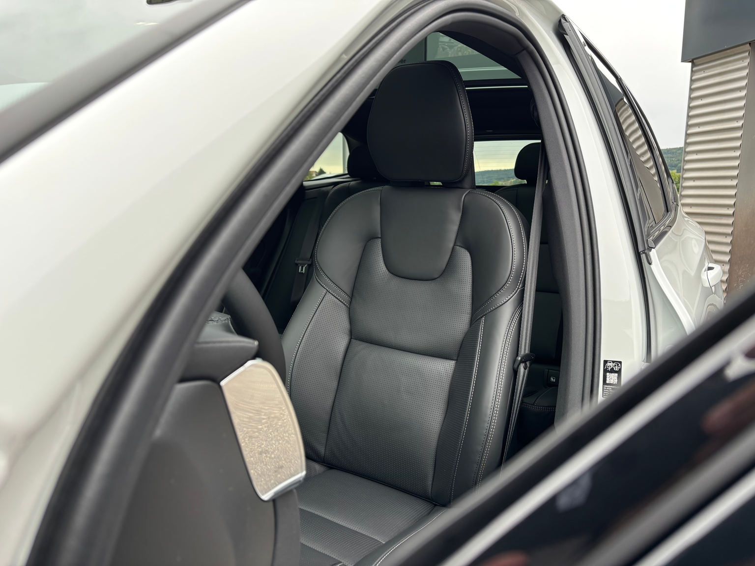 VOLVO XC60 2.0 T8 TE Black Edition eAWD