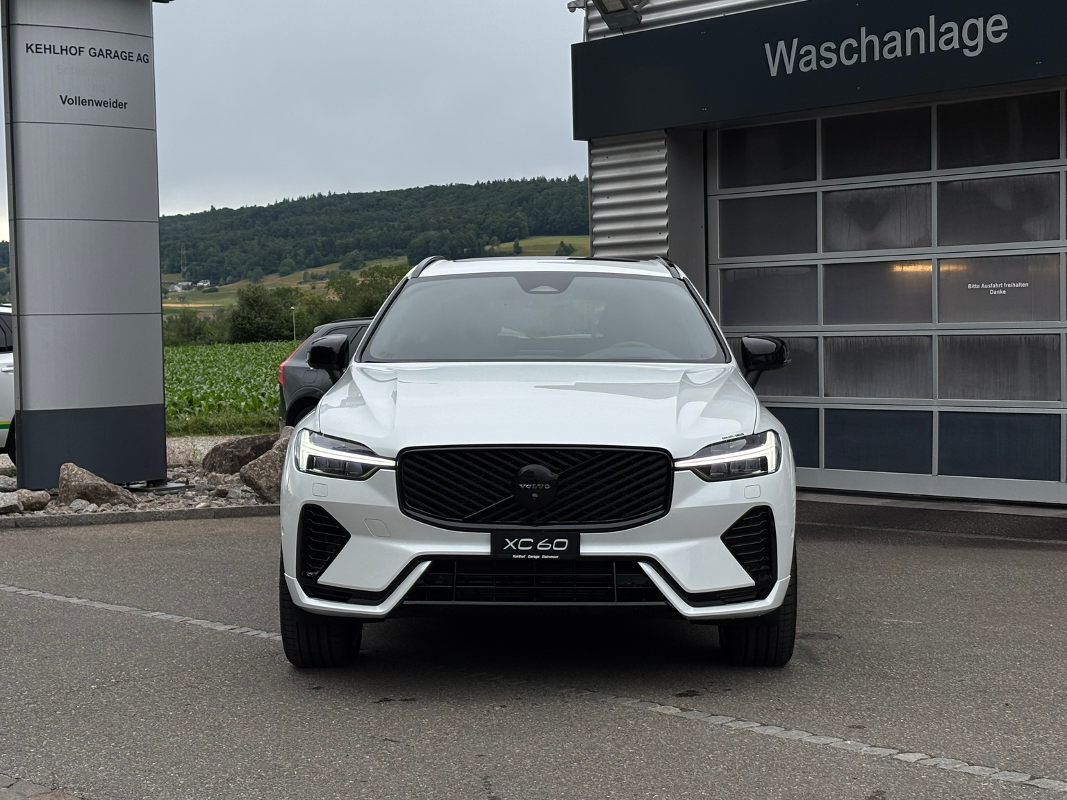 VOLVO XC60 2.0 T8 TE Black Edition eAWD