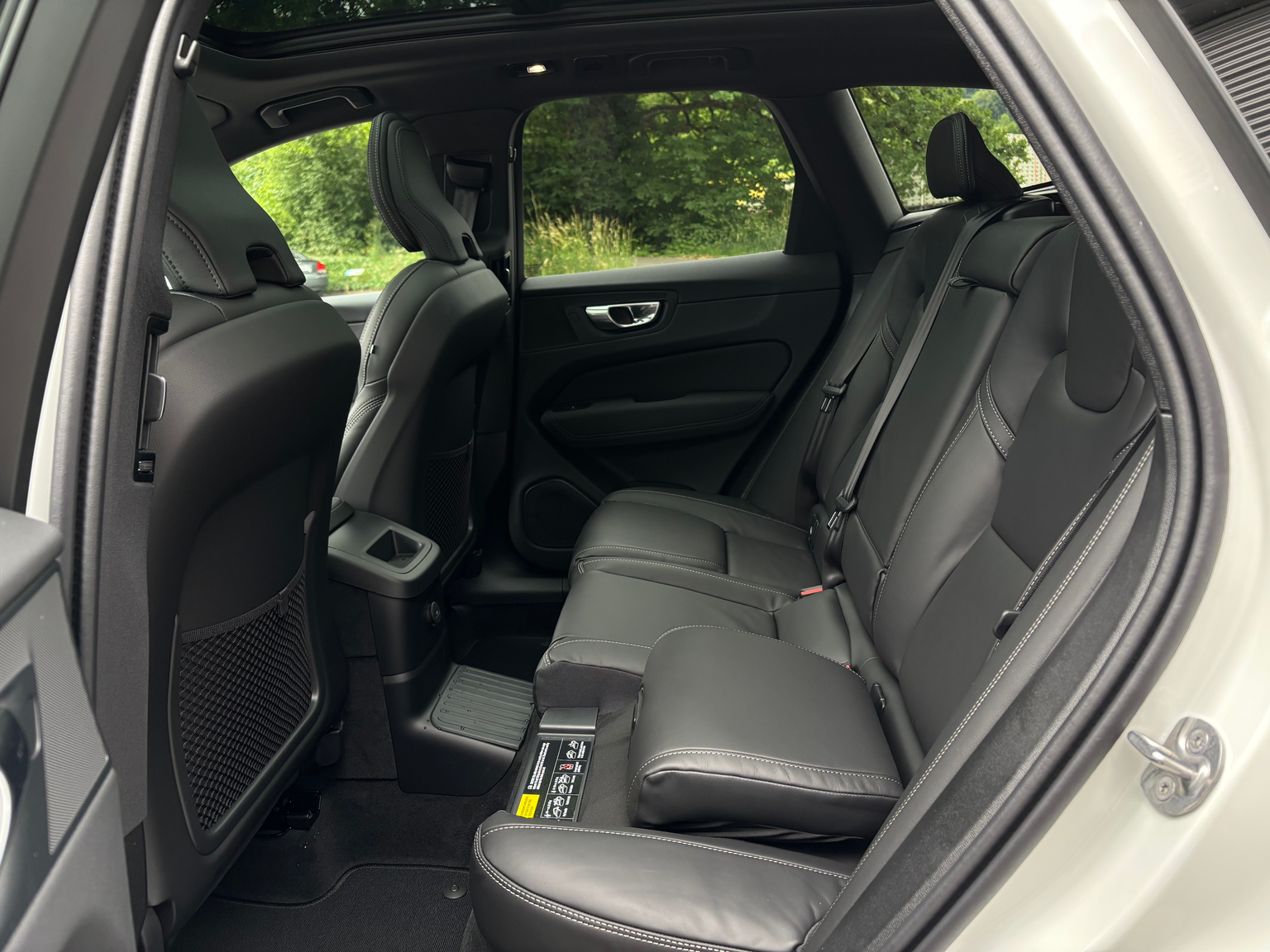 VOLVO XC60 2.0 T8 TE Black Edition eAWD