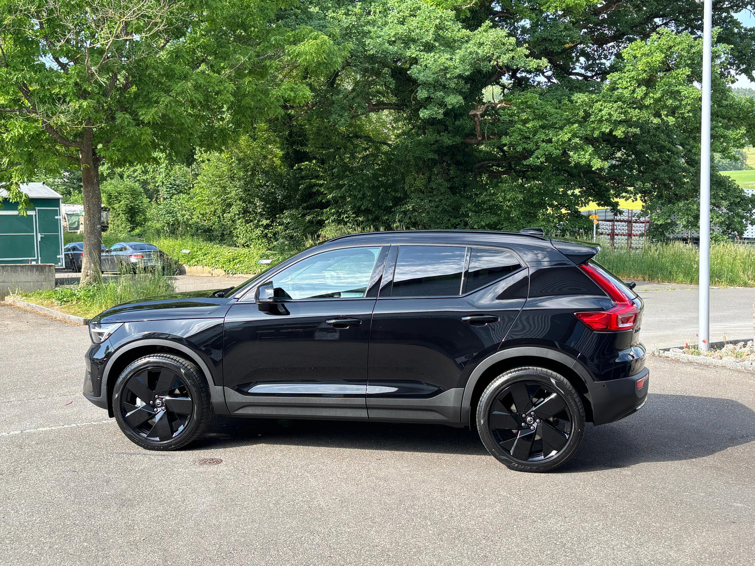 VOLVO XC40 2.0 B4 MH Black Edition