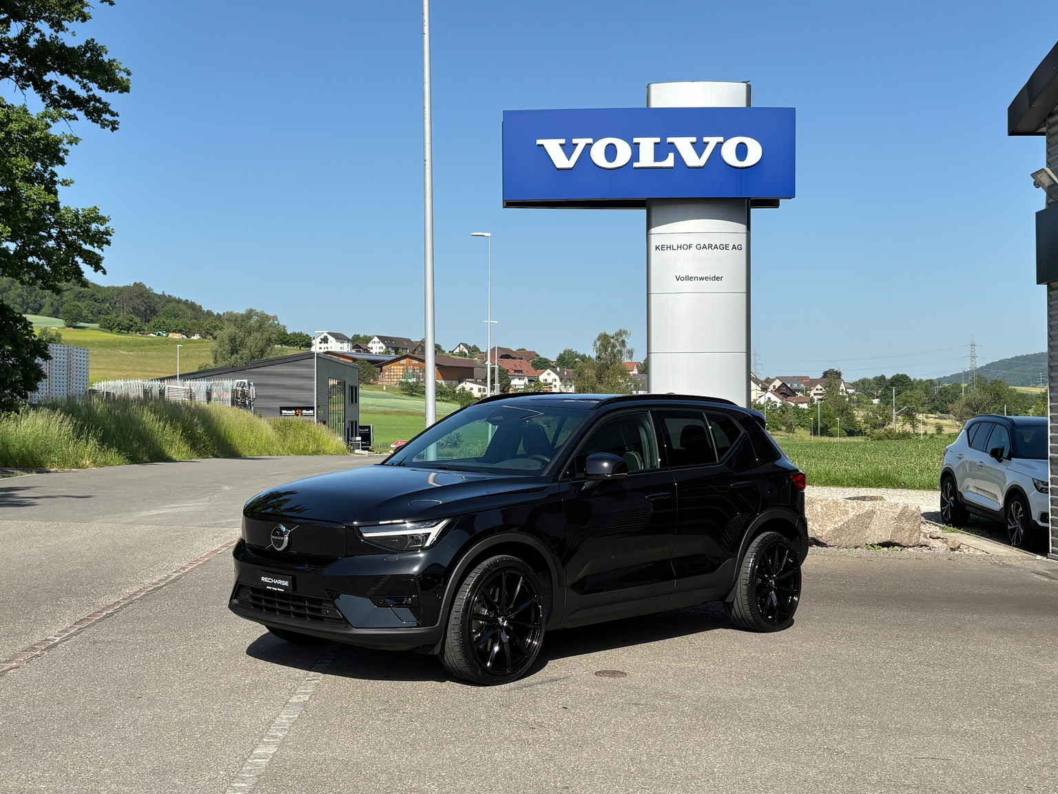 VOLVO EX40 Twin XCENTRIC Edition AWD
