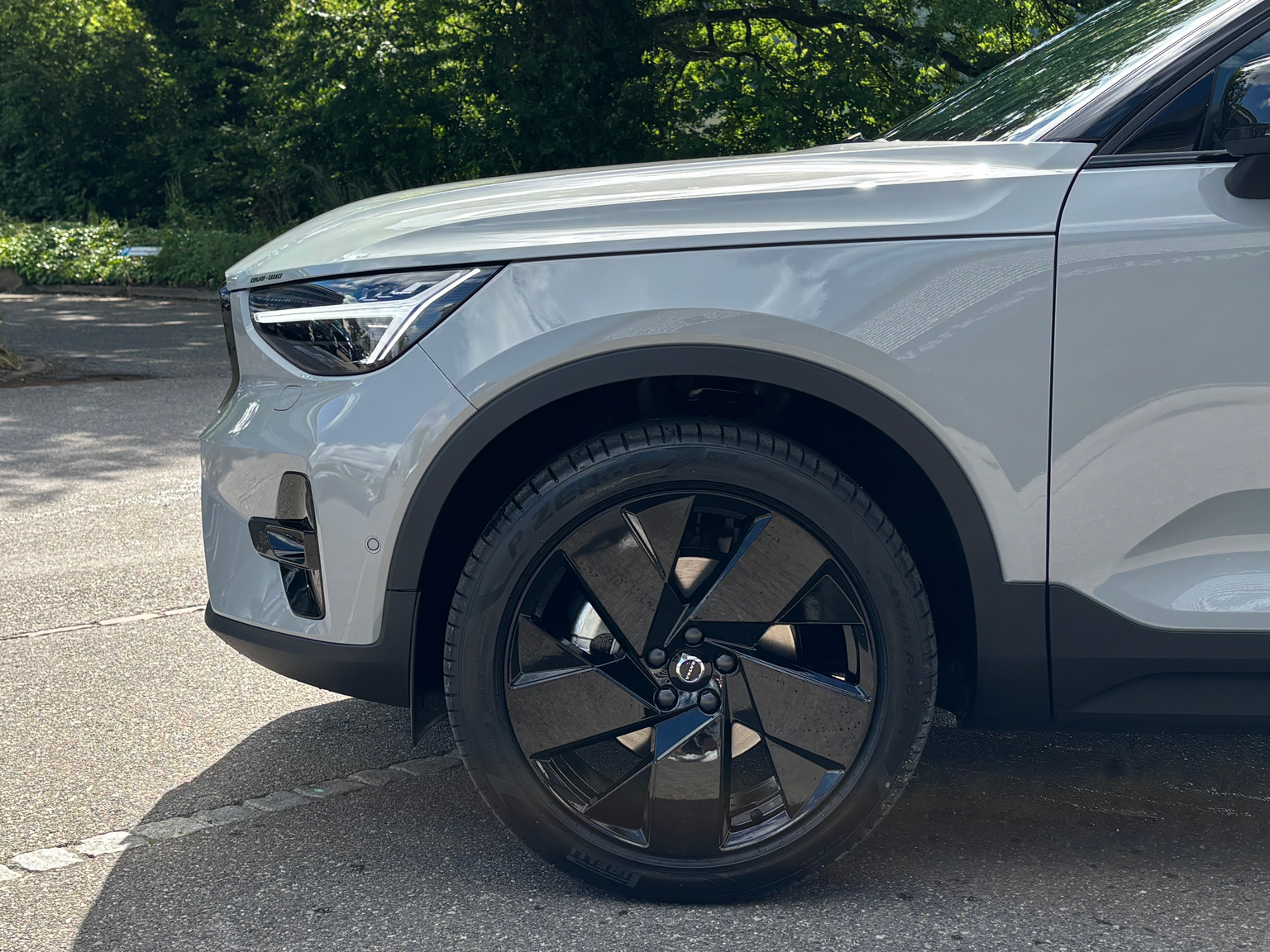 VOLVO XC40 2.0 B4 MH Black Edition