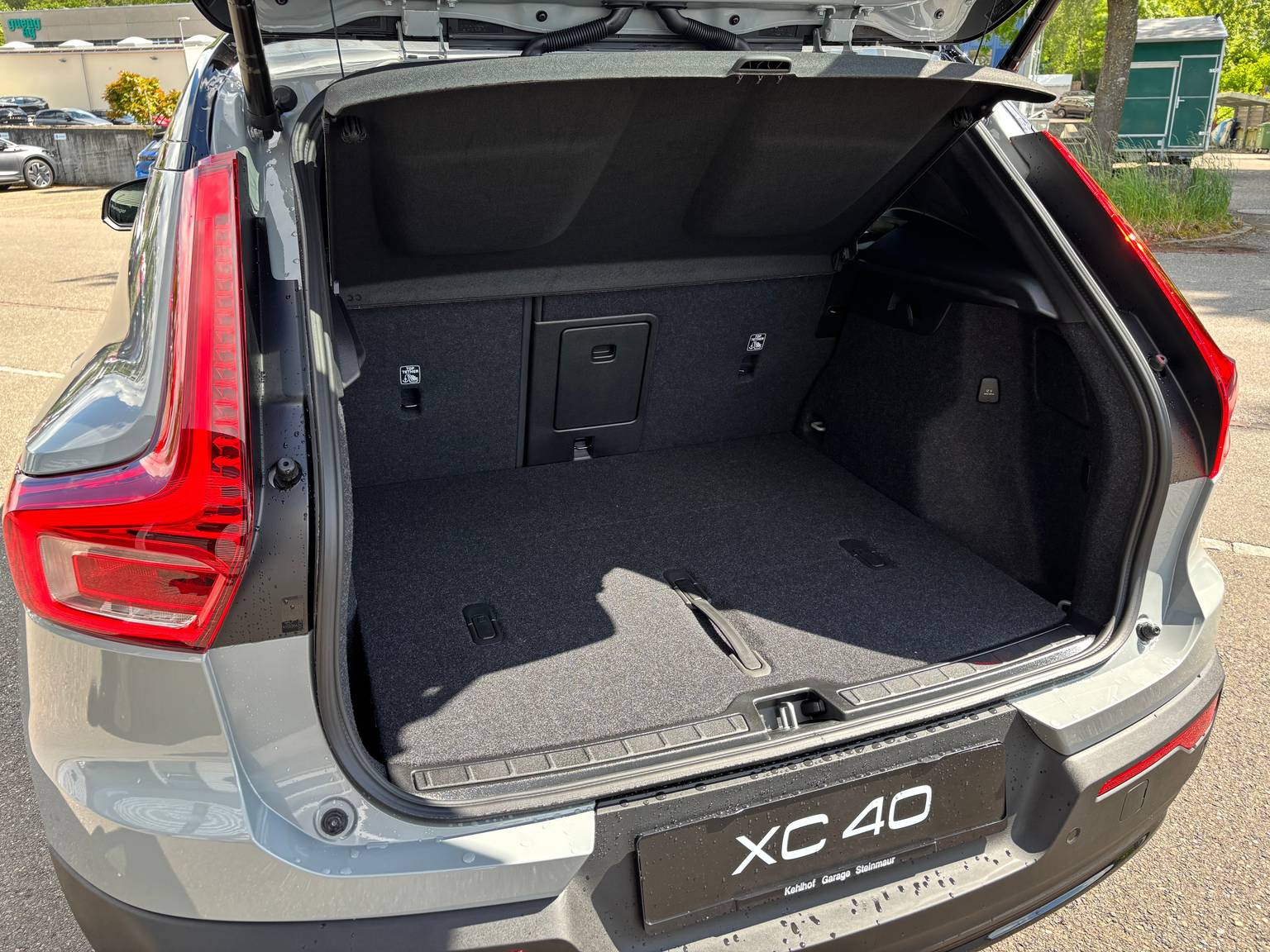 VOLVO XC40 2.0 B4 MH Black Edition