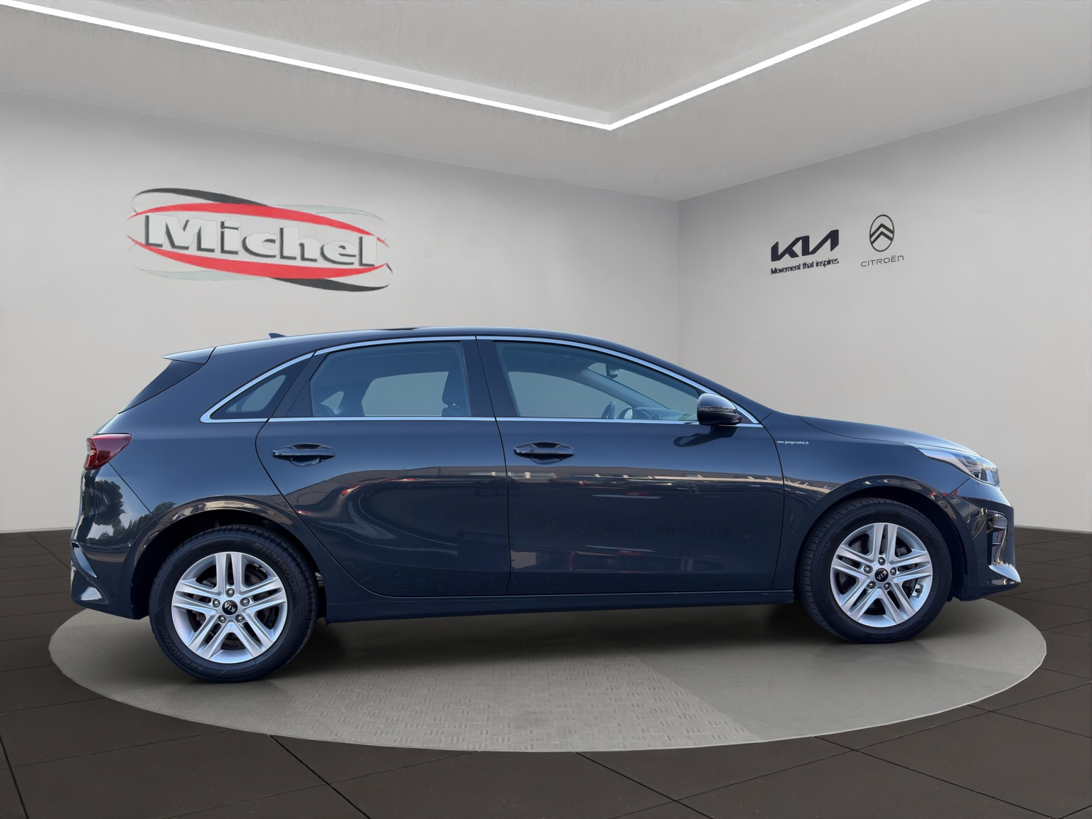 KIA Ceed 1.5 T-GDi MHEV Power DCT / Rückfahrkamera / Einparkhilfe hinten / Tempomat / Alarmanlage / inkl. Winterreifen